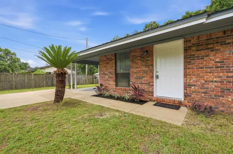 5516 Royal St, Crestview, FL 32539 photo 3