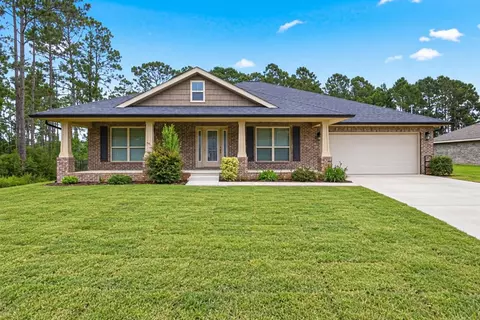 1960 Edgewood Dr, Navarre, FL 32566