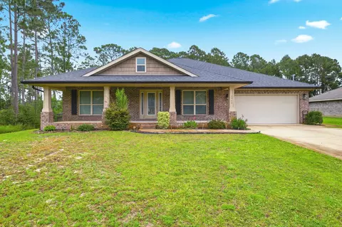 1960 Edgewood Dr, Navarre, FL 32566