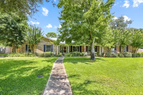 424 Dracena Way, Gulf Breeze, FL 32561