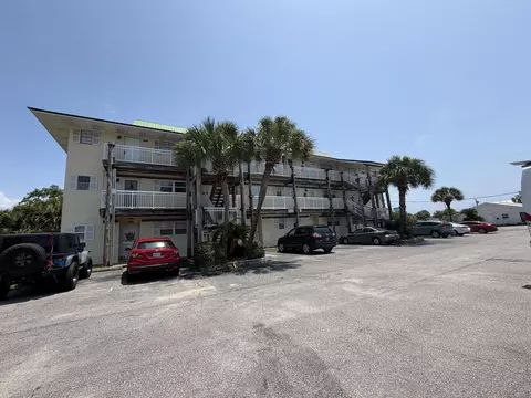 375 Bluefish Dr #304, Fort Walton Beach, FL 32548