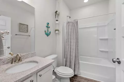 Bath - 131 Dusky Way, Freeport, FL 32439 photo 2 of 2