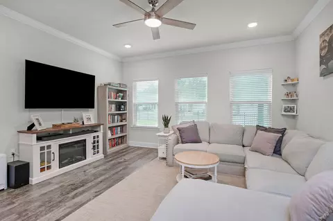 Living - 131 Dusky Way, Freeport, FL 32439 photo 1 of 2