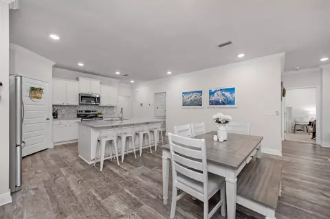 Dining - 131 Dusky Way, Freeport, FL 32439 photo 2 of 2