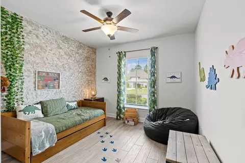 Bedroom - 293 Blaze Blvd, Freeport, FL 32439 photo 5 of 6