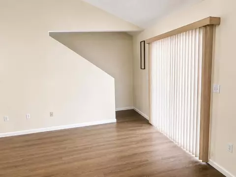 Living - 111 Trenton Ave, Crestview, FL 32539 photo 4 of 4