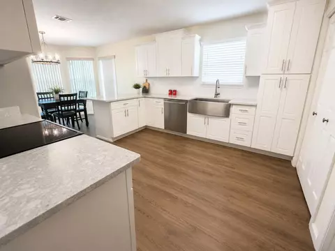 Kitchen - 111 Trenton Ave, Crestview, FL 32539 photo 4 of 4