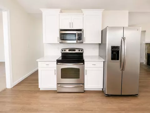 Kitchen - 111 Trenton Ave, Crestview, FL 32539 photo 1 of 4
