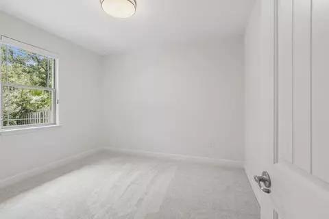 Bedroom - 201 Canopy Cv, Freeport, FL 32439 photo 6 of 11