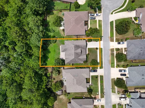 View/Area - 201 Canopy Cv, Freeport, FL 32439 photo 1 of 14