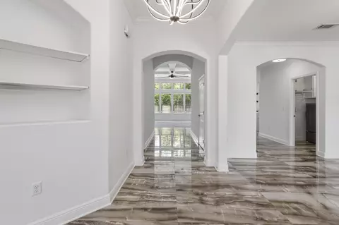 Entry Way - 201 Canopy Cv, Freeport, FL 32439 photo 3 of 9