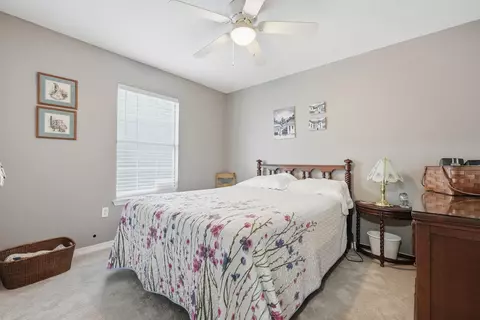 Bedroom - 181 Wright Cir, Niceville, FL 32578 photo 6 of 7