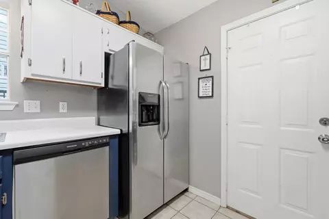 Entry Way - 181 Wright Cir, Niceville, FL 32578 photo 2 of 3