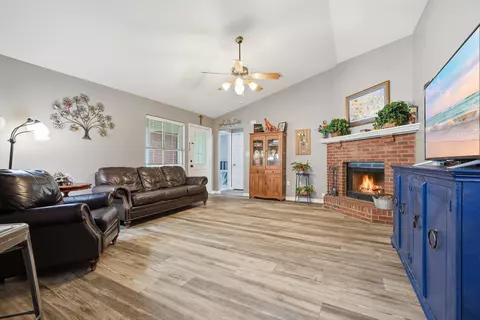 Other - 181 Wright Cir, Niceville, FL 32578 photo 5 of 8
