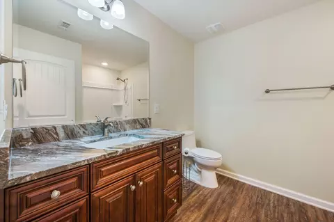 Bath - 363 Merlin Ct, Crestview, FL 32539 photo 4 of 5