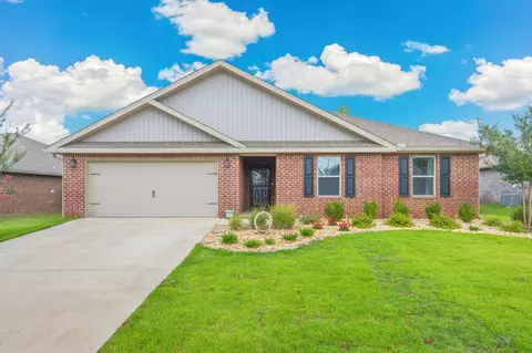 Exterior - 363 Merlin Ct, Crestview, FL 32539 photo 2 of 11