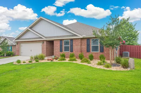 363 Merlin Ct, Crestview, FL 32539