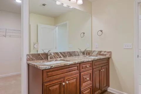 Bath - 363 Merlin Ct, Crestview, FL 32539 photo 2 of 5