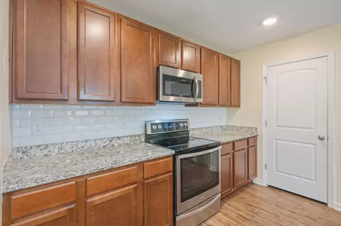 Kitchen - 363 Merlin Ct, Crestview, FL 32539 photo 5 of 5