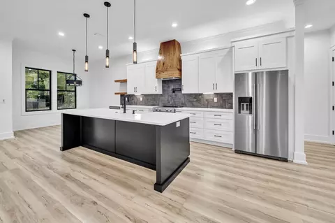 Kitchen - 97 Muzzle St, Freeport, FL 32439 photo 10 of 10
