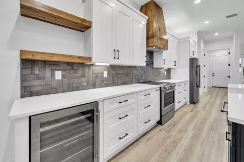 Kitchen - 97 Muzzle St, Freeport, FL 32439 photo 3 of 10