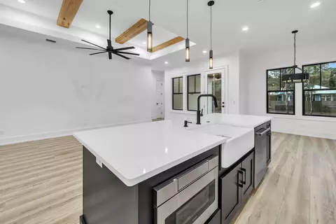 Kitchen - 97 Muzzle St, Freeport, FL 32439 photo 8 of 10