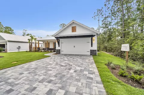 Exterior - 97 Muzzle St, Freeport, FL 32439 photo 16 of 17