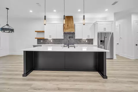 Kitchen - 97 Muzzle St, Freeport, FL 32439 photo 6 of 10