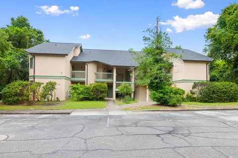 55 Bay Dr #5202, Niceville, FL 32578