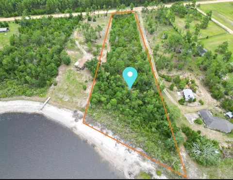 4876 Long Lake Ridge Dr, Chipley, FL 32428