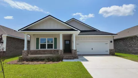 8153 Fir Tree Dr, Milton, FL 32583