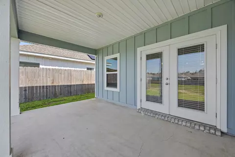Exterior - 115 Blooming Cv, Crestview, FL 32539 photo 3 of 5
