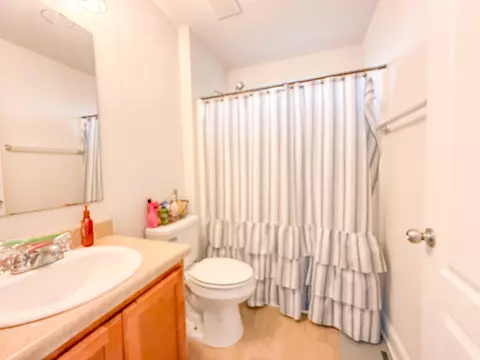 Bath - 6214 Flash Ln, Crestview, FL 32536 photo 4 of 4