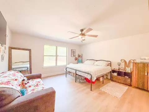 Bedroom - 6214 Flash Ln, Crestview, FL 32536 photo 2 of 8