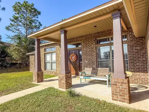 Exterior - 6214 Flash Ln, Crestview, FL 32536 photo 3 of 7