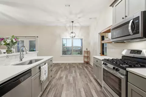 Kitchen - 5463 Monterrey Rd, Crestview, FL 32539 photo 8 of 8