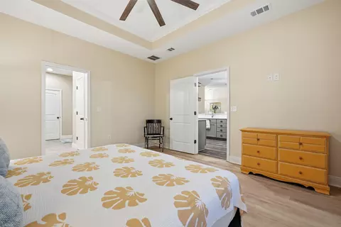 Bedroom - 5463 Monterrey Rd, Crestview, FL 32539 photo 5 of 9