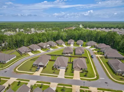 View/Area - 75 E Apollo Ave, Freeport, FL 32439 photo 3 of 8