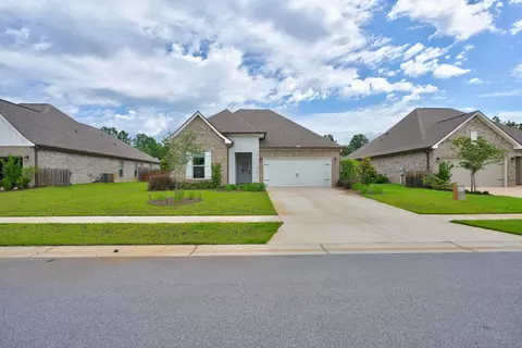 Exterior - 75 E Apollo Ave, Freeport, FL 32439 photo 3 of 8