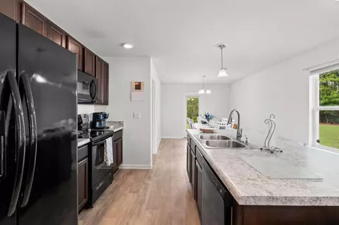 629 Earl Godwin Rd, Freeport, FL 32439 photo 13