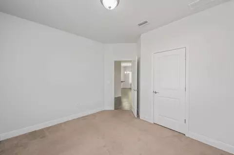 Bedroom - 5737 Marigold Loop, Crestview, FL 32539 photo 5 of 11