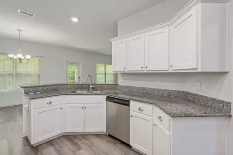 Kitchen - 5737 Marigold Loop, Crestview, FL 32539 photo 2 of 3