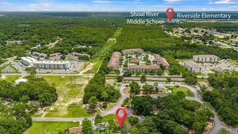 View/Area - 303 Runnymeade Dr, Crestview, FL 32539 photo 4 of 6