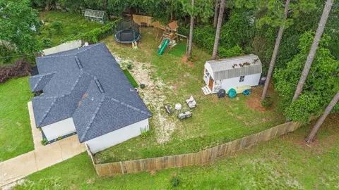 View/Area - 303 Runnymeade Dr, Crestview, FL 32539 photo 1 of 6