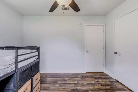Bedroom - 303 Runnymeade Dr, Crestview, FL 32539 photo 5 of 5