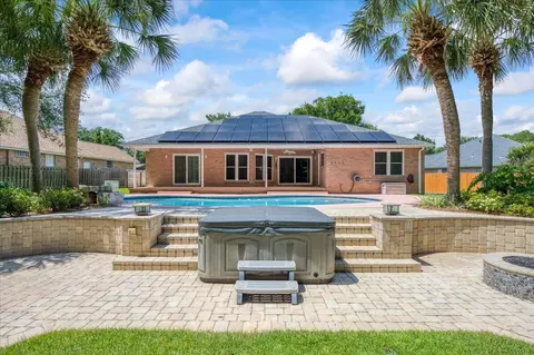 34 Hillcrest Dr, Shalimar, FL 32579