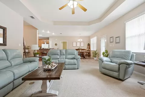 Living - 5870 Oakcrest Dr, Crestview, FL 32539 photo 1 of 1