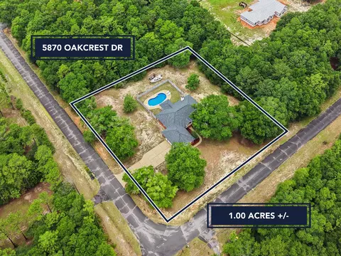 View/Area - 5870 Oakcrest Dr, Crestview, FL 32539 photo 2 of 6