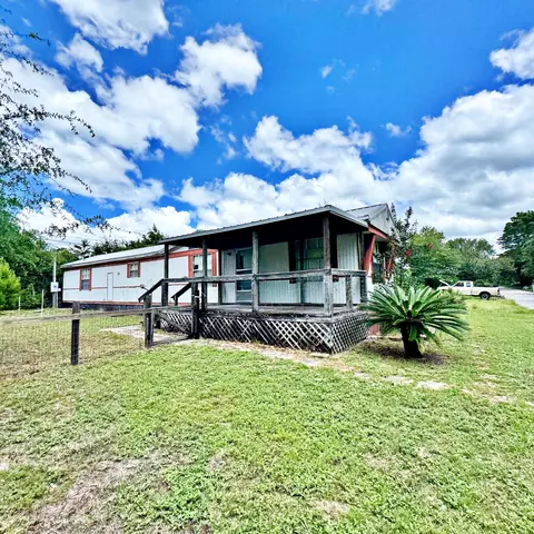 1969 Blankenship Rd, Navarre, FL 32566