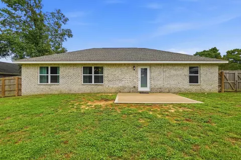 Exterior - 3228 Twilight Dr, Crestview, FL 32539 photo 12 of 12